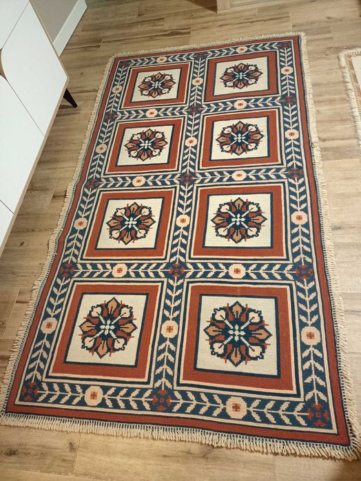 Tapete de Arraiolos ponto fino, Seteais, 215x120cm. Entrega Setúbal e arredores ou CTT.