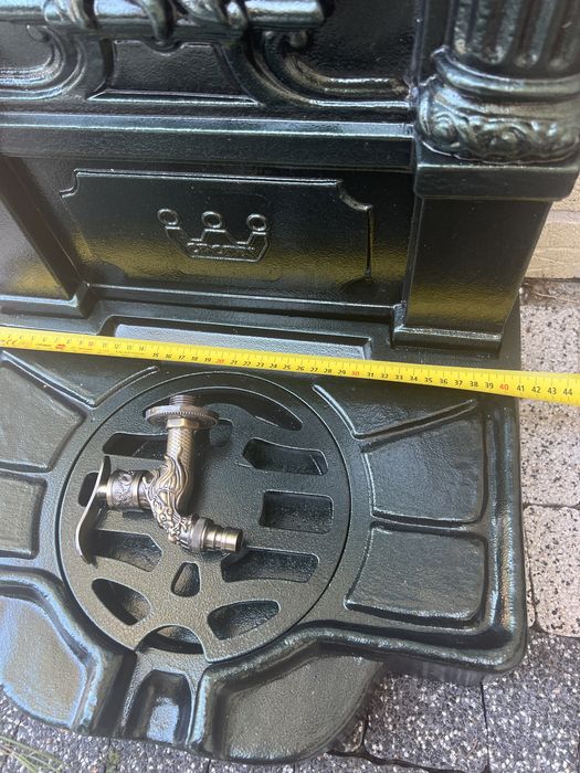 Zlew przyscienny sygnowany CROWN wodnik fontanna odnowiony