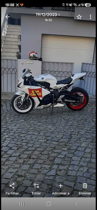 Moto honda cbr 1000 ra 2016