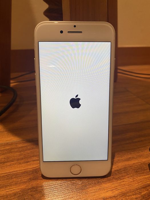 iPhone 7 com 128gb de memória