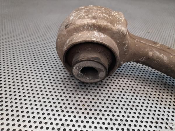 Braço de suspensão frente esquerdo MERCEDES-BENZ Classe C (W204)