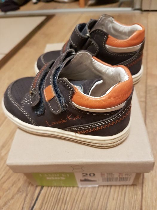 Buty polbuty Lasocki kids r 20