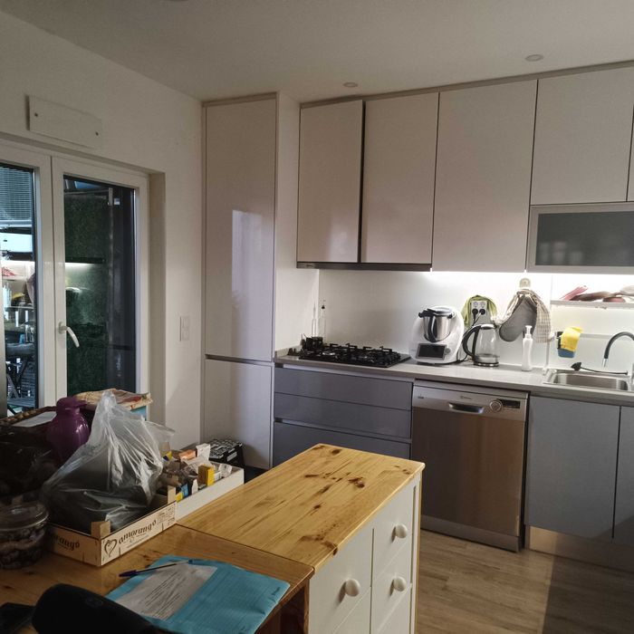 T3 EM TORRES VEDRAS  Último piso com elevador e 2 lugares de garagem