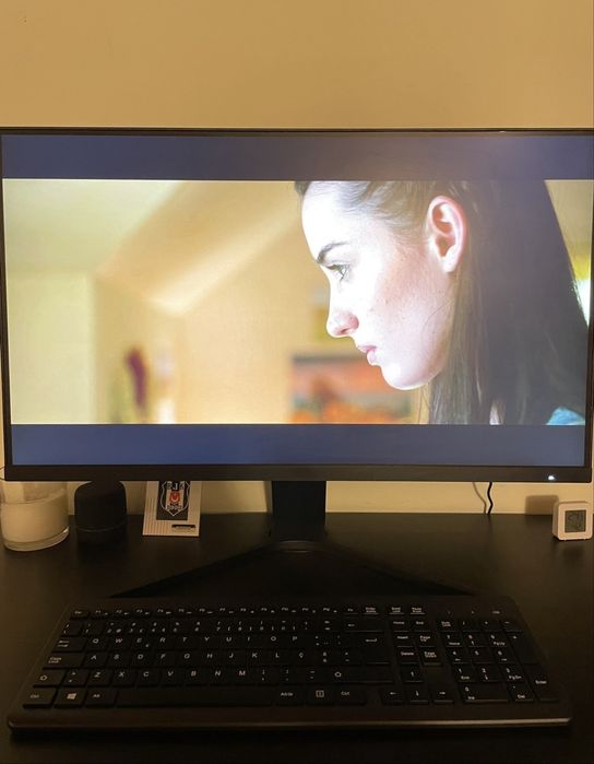 Monitor Xiaomi Mi Desktop 27” – Full HD IPS
