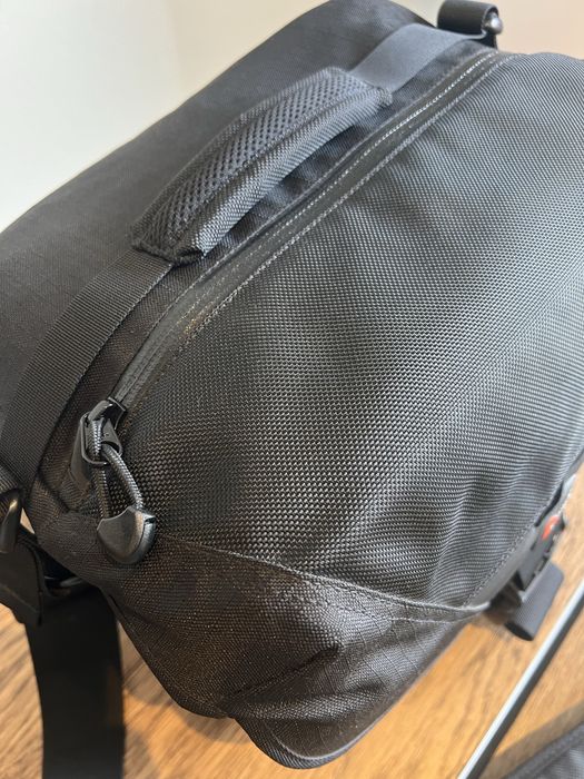 Mala fotografica lowepro stealth d400 aw