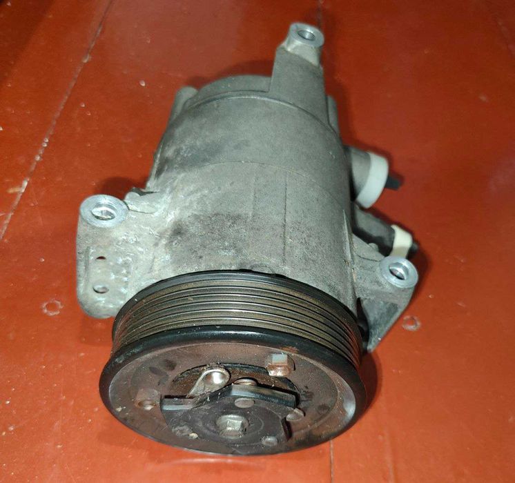 Компресор кондиціонера TSP0155997 під ВІДНОВЛЕННЯ