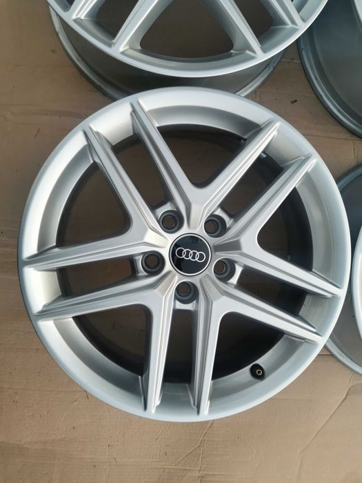 Alufelgi Felgi 17" Audi A4 B8 B9 8W9601025D