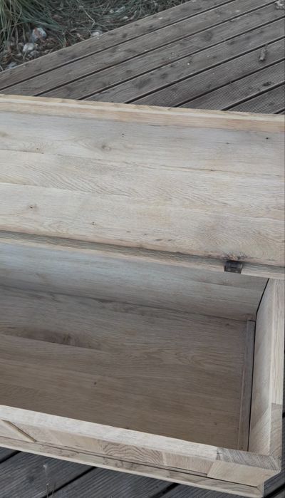 Stolik kawowy / skrzynia , lity dąb