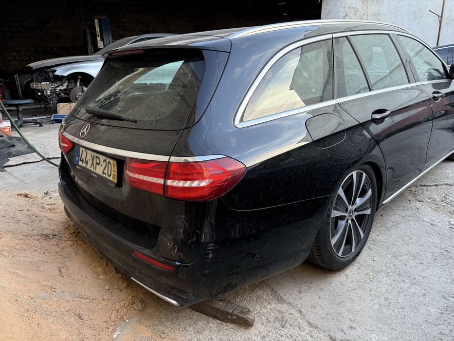 Mercedes-benz E300 de ano 2019-05