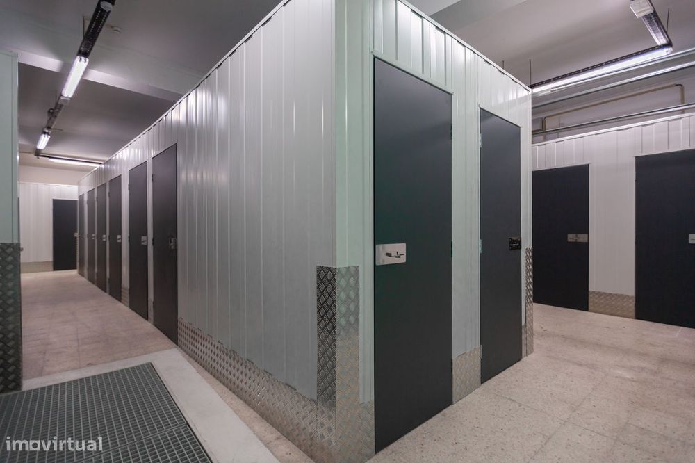 Garagem /Arrecadação/Box Individual / Armazém / Self Storage