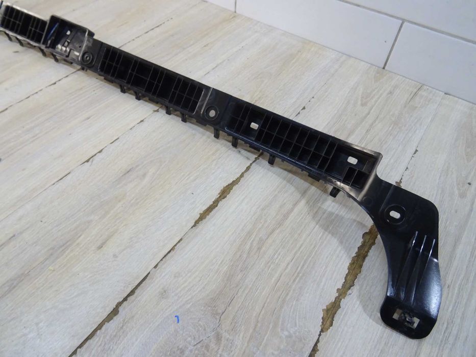 TESLA MODEL 3 LIFT 2023- Wzmocnienie zderzaka tył 1757096-00-D LLU