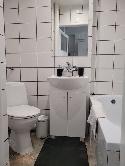 Apartament przy Złotych Tarasach  Doby Godziny Noclegi Warszawa