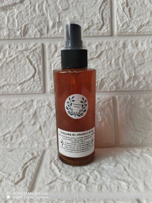 Naturalna odżywka na wzmocnienie i porost włosów z amlą