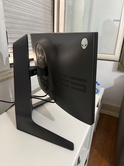 Dell Alienware AW2521HFA