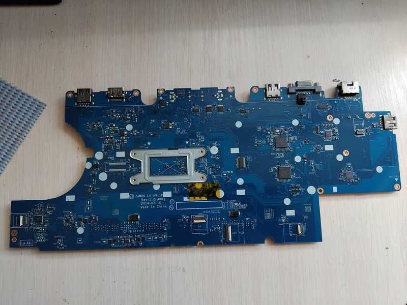 материнка Dell Latitude E5550 ZAM80 LA-A911P Rev:1.0 (A00) =донор=