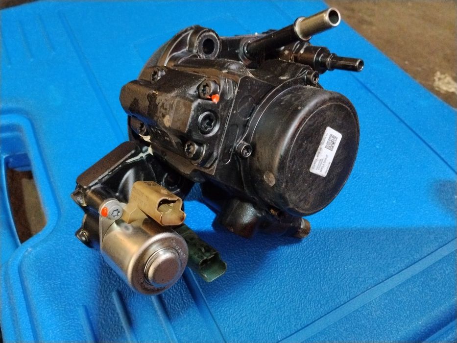 Ford pompa paliwa DELPHI 9424A050A 9424A0509A nowa