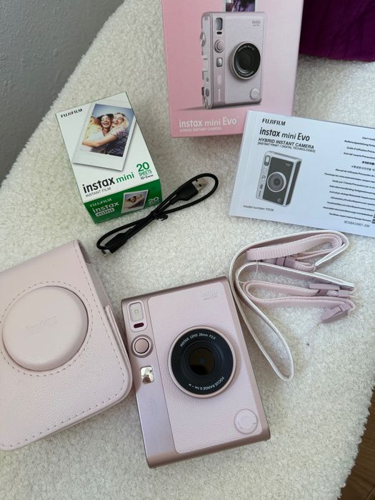 Fujifilm Instax Mini Evo - NOVA + extras (com garantia)