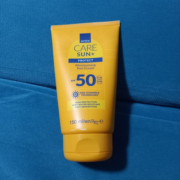 Avon Care Sun+ protect krem do opalania z witaminą D i aloesem SPF50