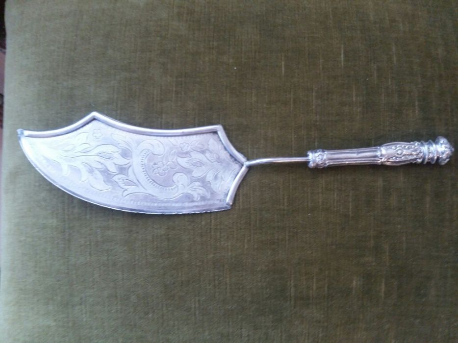 Łopatka /nóż tortu / ryb secesja środek stołu starocie sztućce