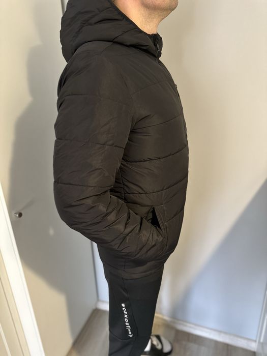 Kurtka puffer z kapturem czarna S