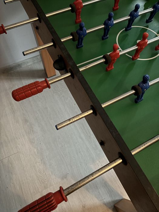 Stół do grania w piłkarzyki