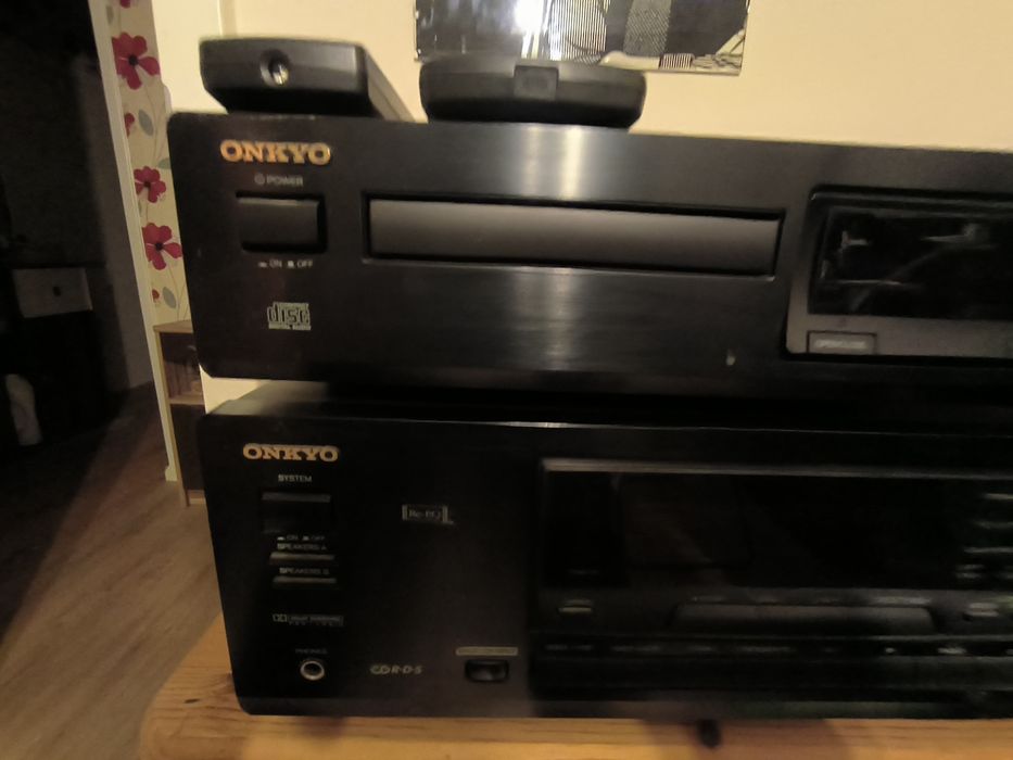 Onkyo TX-SV444 + CD    DX7222