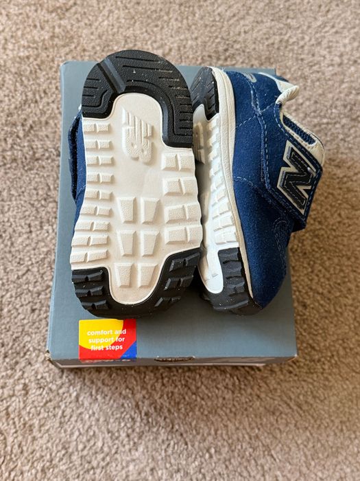 New Balance 574 Infants Hook & Loop Trainers
