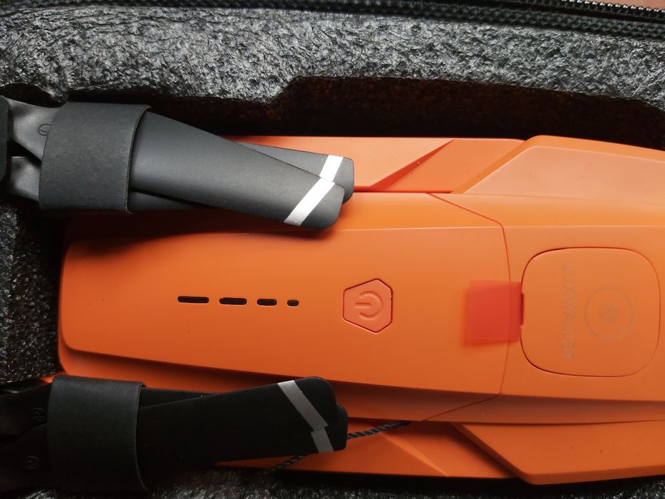 dron LUXWALLET Profesional R/C desing, model KF102 l