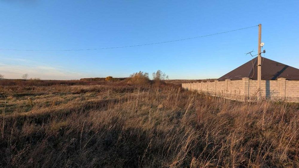Земельна ділянка 10 соток під забудову в с. Підбірці