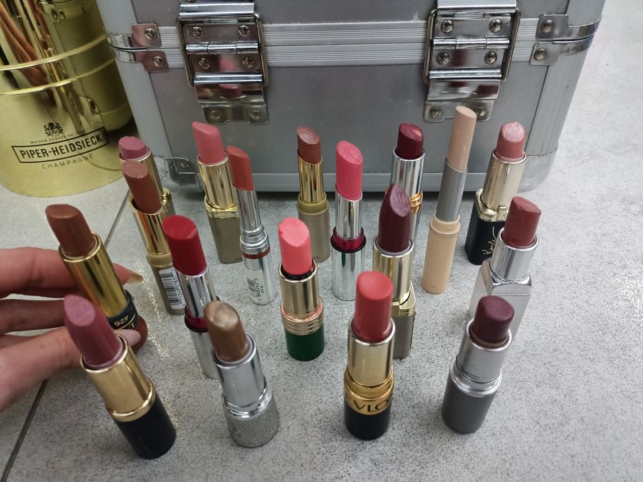 Zestaw kosmetyków - szminki