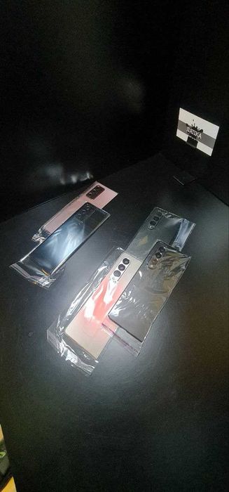 Samsung задні кришки оригінал (деталі в описі)