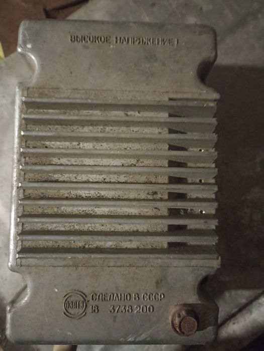 Блок питания,регулятор напряжения