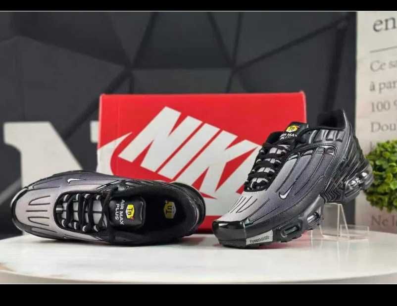Buty Nike TN Plus3 R.43