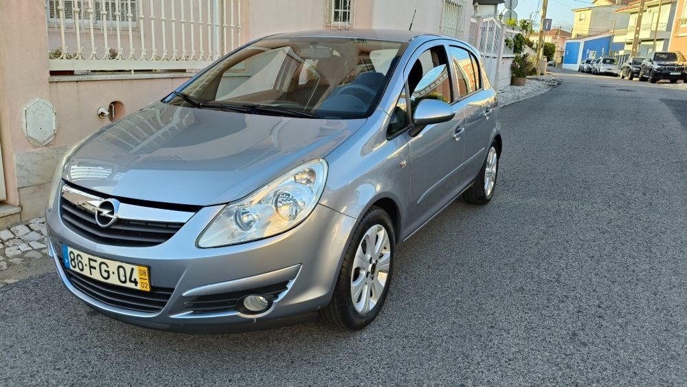 Opel corsa D 1.3 cdti 100mil km