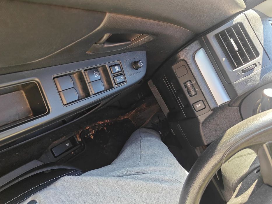 Subaru XV BIALA PERLA 2.0diesel 6biegow klima ele alu wsp centr rm+CD SERWIS