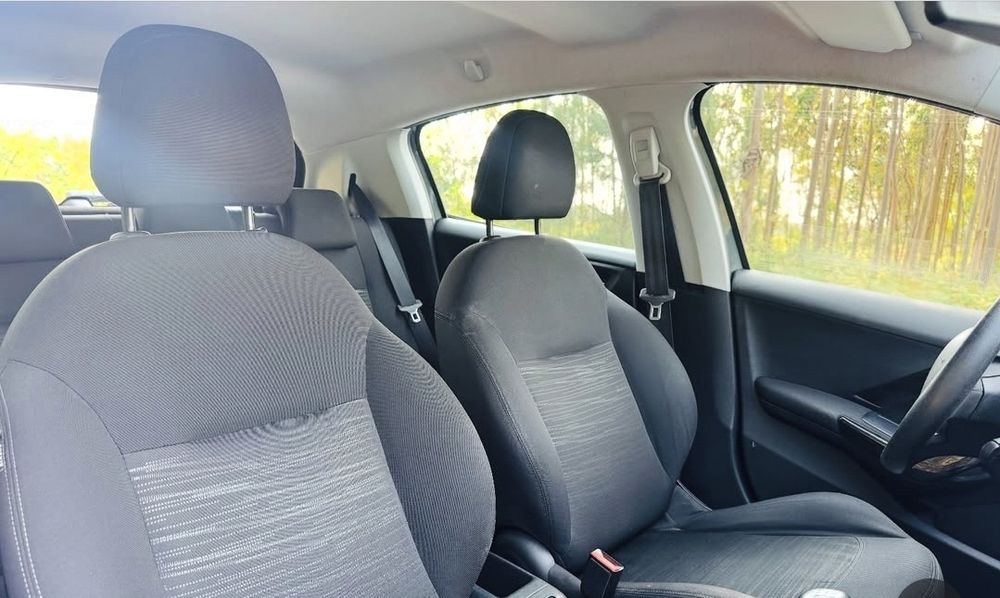 Peugeot 208 1.0 gasolina