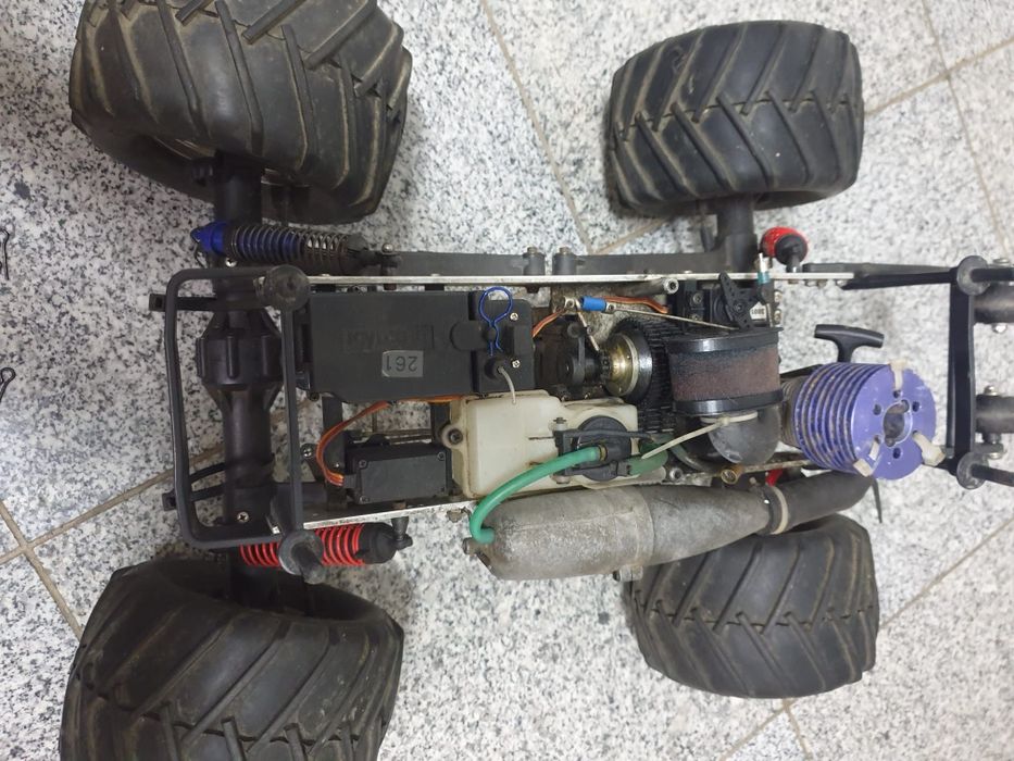 Kyosho Mad Force rc 1/8 nitro