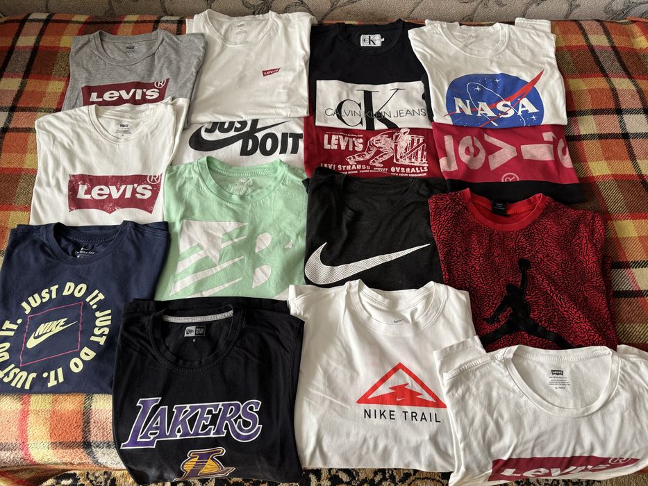 Продам футболку  Calvin Klein  Оригинал