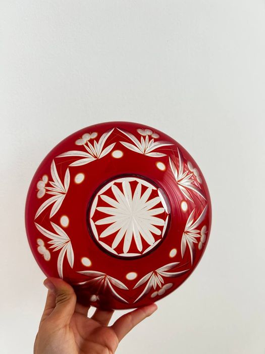 Вінтажна фруктовница з богемського червоного хрусталя