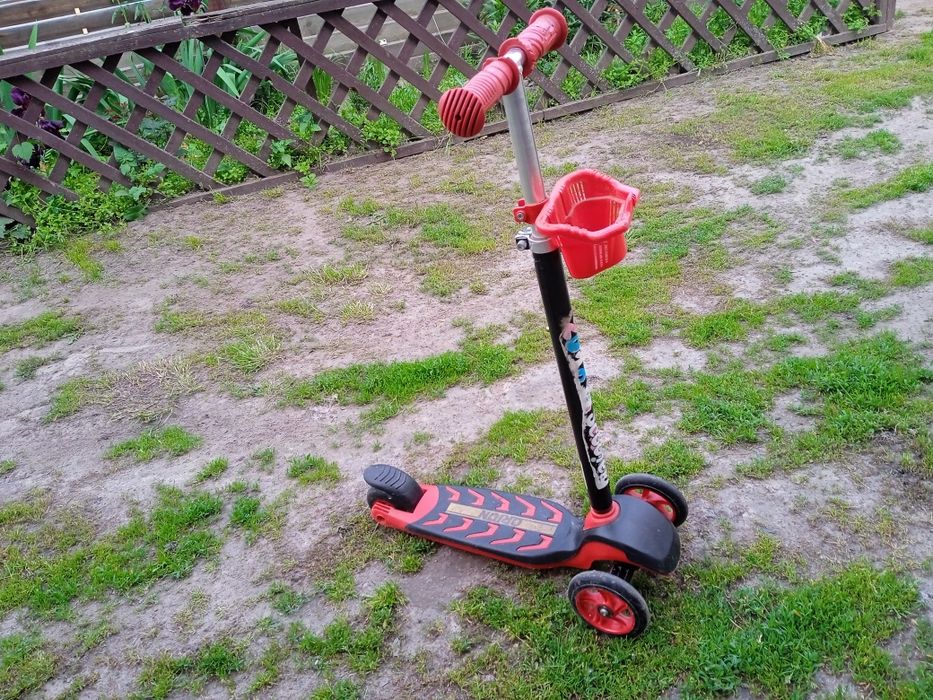 Дитячий самокат б.у