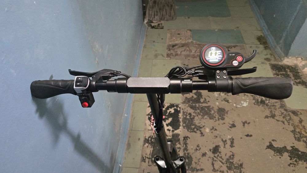 Электросамокат crosser t4