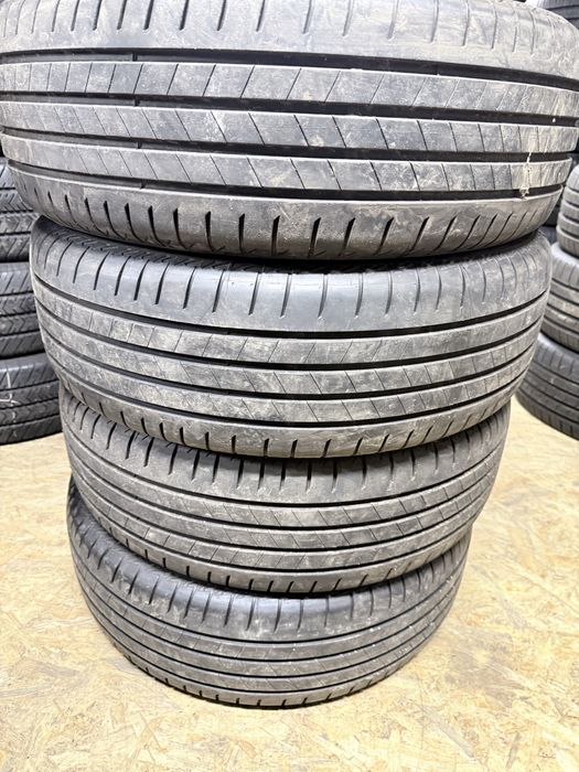 Шини літні 215/60/17 Bridjestone  turanza T005