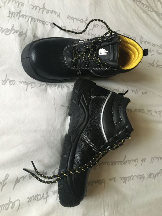 Bota biqueira de aço em pele da Vito