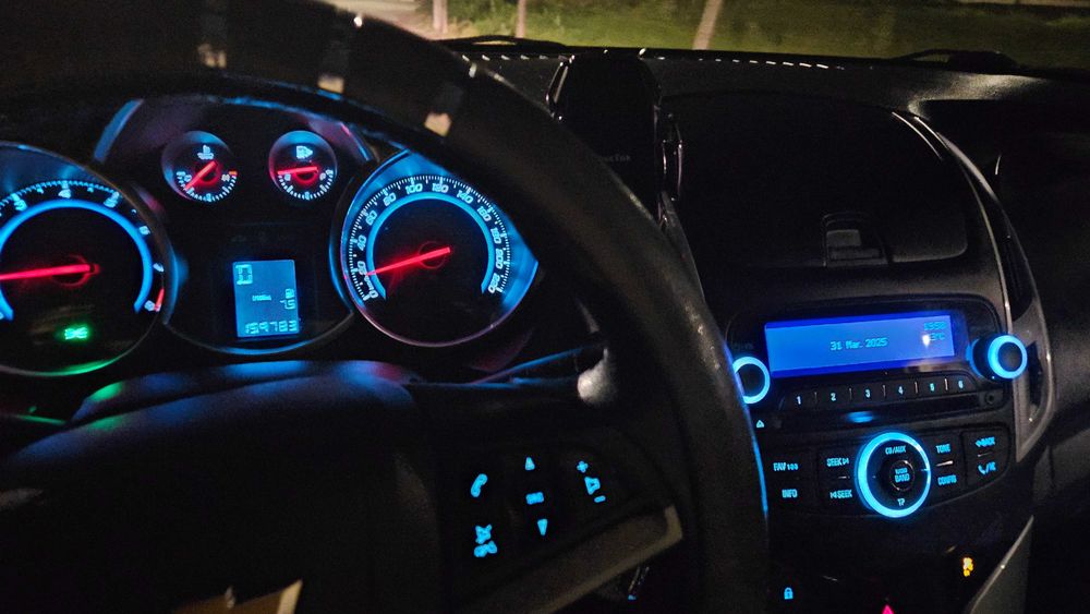 Chevrolet Cruz, caixa automática.