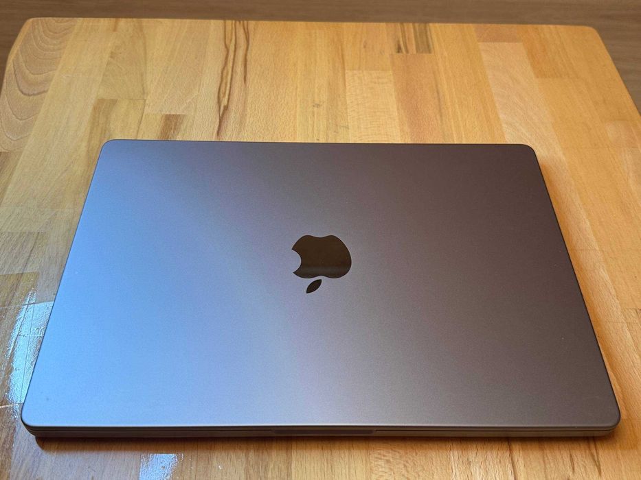 MacBook Pro 14 2021 M1 pro 16/512