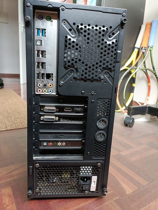 Desktop Computer with i7, 4 GB RAM, NVIDIA GeForce GTX 660 Ti, 4 Drives64286325779713122