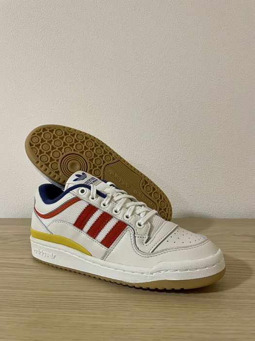 оригінальні кросівки  adidas forum