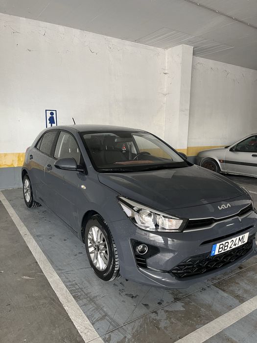 Kia Rio 1.2 CVVT DYN 2023 | 37.000 km | Impecável | Económico