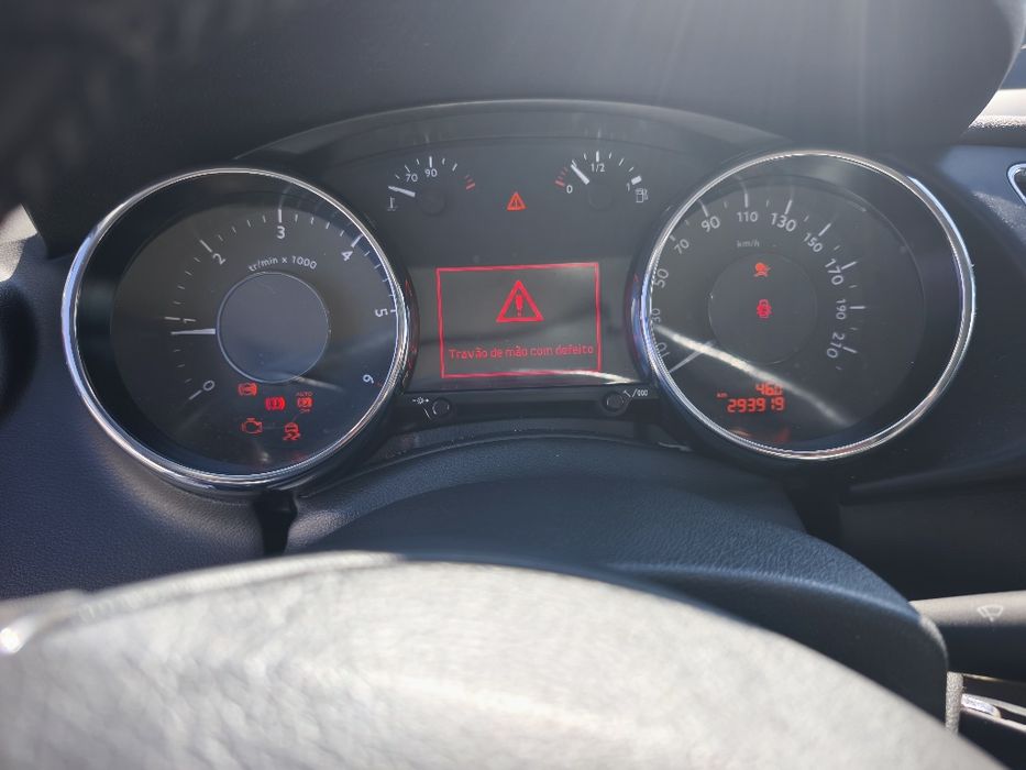 Peugeot 3008 1.6 HDI 110cv