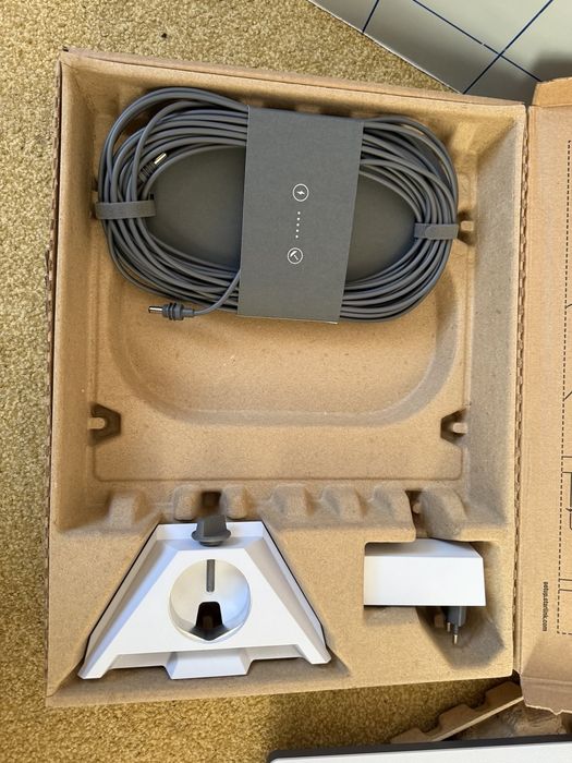 Starlink Mini   kit.